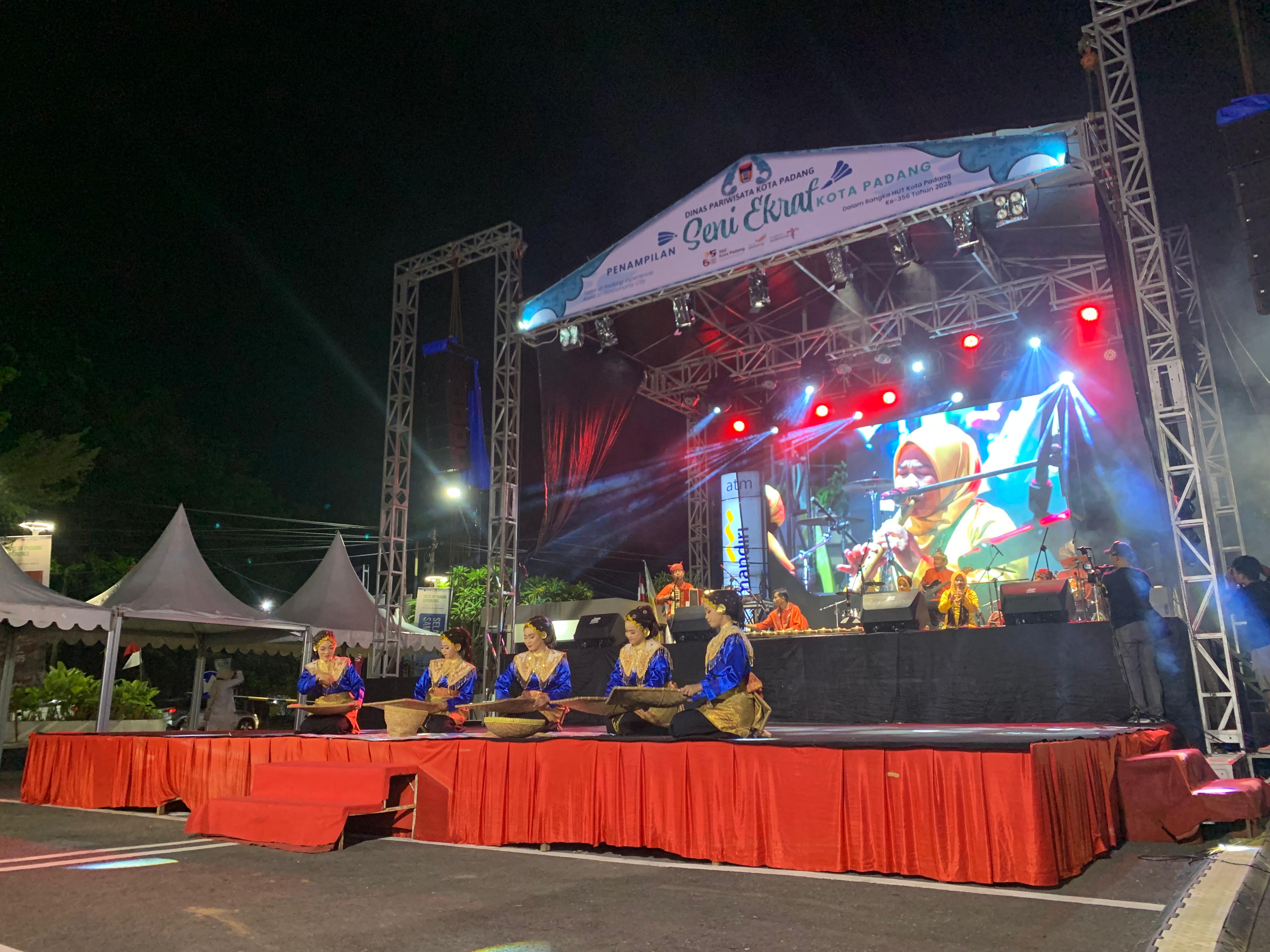 Suasana Peringatan Hari Jadi Kota Padang